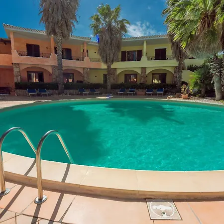 Relaxing Residenzia Village M2 Premium Sleeps 2 Apartment