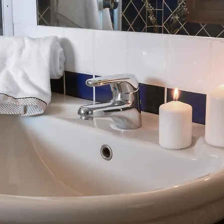 Relaxing Residenzia Village M2 Premium Sleeps 2 * Palau