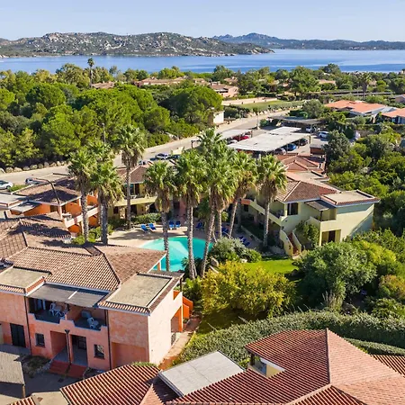 Relaxing Residenzia Village M2 Premium Sleeps 2 Palau
